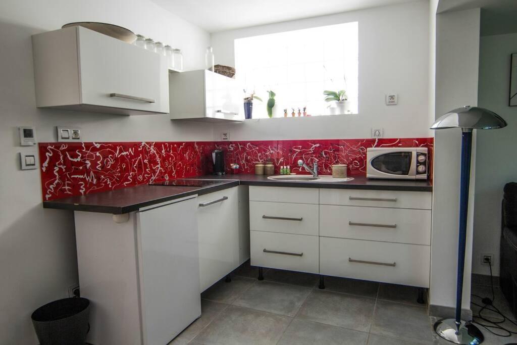 Appartement Avec Jardin Interieur 4 Pers Centre Ville Nemours Eksteriør billede